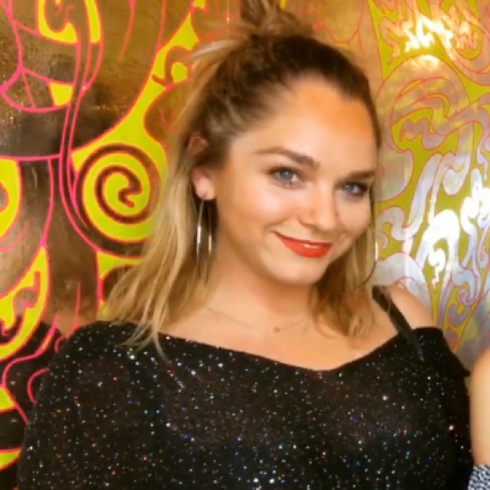 Meet your Posher, Hannah